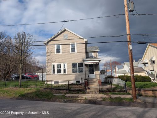 706 Jackson St, Dickson City, PA, 18519-1441 | Card Image