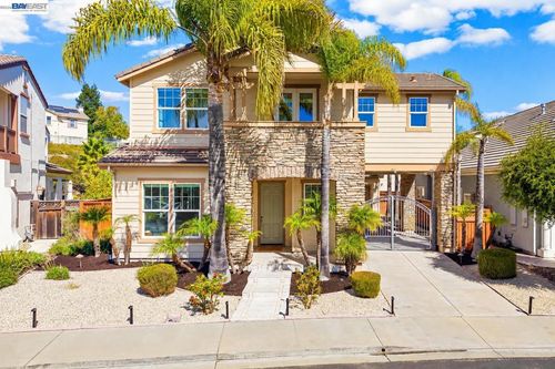 3113 Madden Way, Dublin, CA, 94568-7220 | Card Image