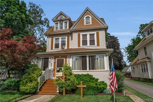 107 Niagara St, North Tonawanda, NY, 14120-6117 | Card Image