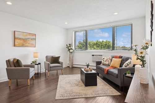 apt-401-2500 Blaisdell Ave, Minneapolis, MN, 55404-4227 | Card Image