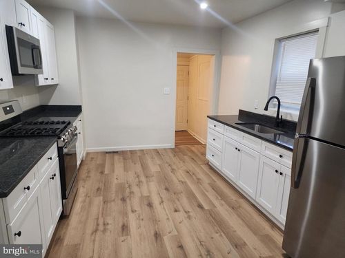 311 S 1st Ave, COATESVILLE, PA, 19320-3702 | Card Image