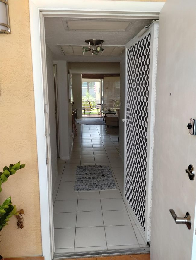 APT-218B - 4502 N Federal Hwy, Condo with 2 bedrooms, 2 bathrooms and null parking in Lighthouse Point FL | Image 34