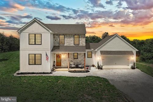4575 Lewisberry Rd, YORK, PA, 17404-8384 | Card Image