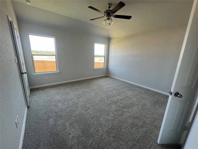 209 Creekfall Rd, House other with 3 bedrooms, 2 bathrooms and 4 parking in Burnet TX | Image 7