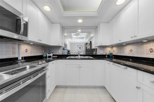 apt-305-220 Belleview Blvd, BELLEAIR, FL, 33756-1955 | Card Image