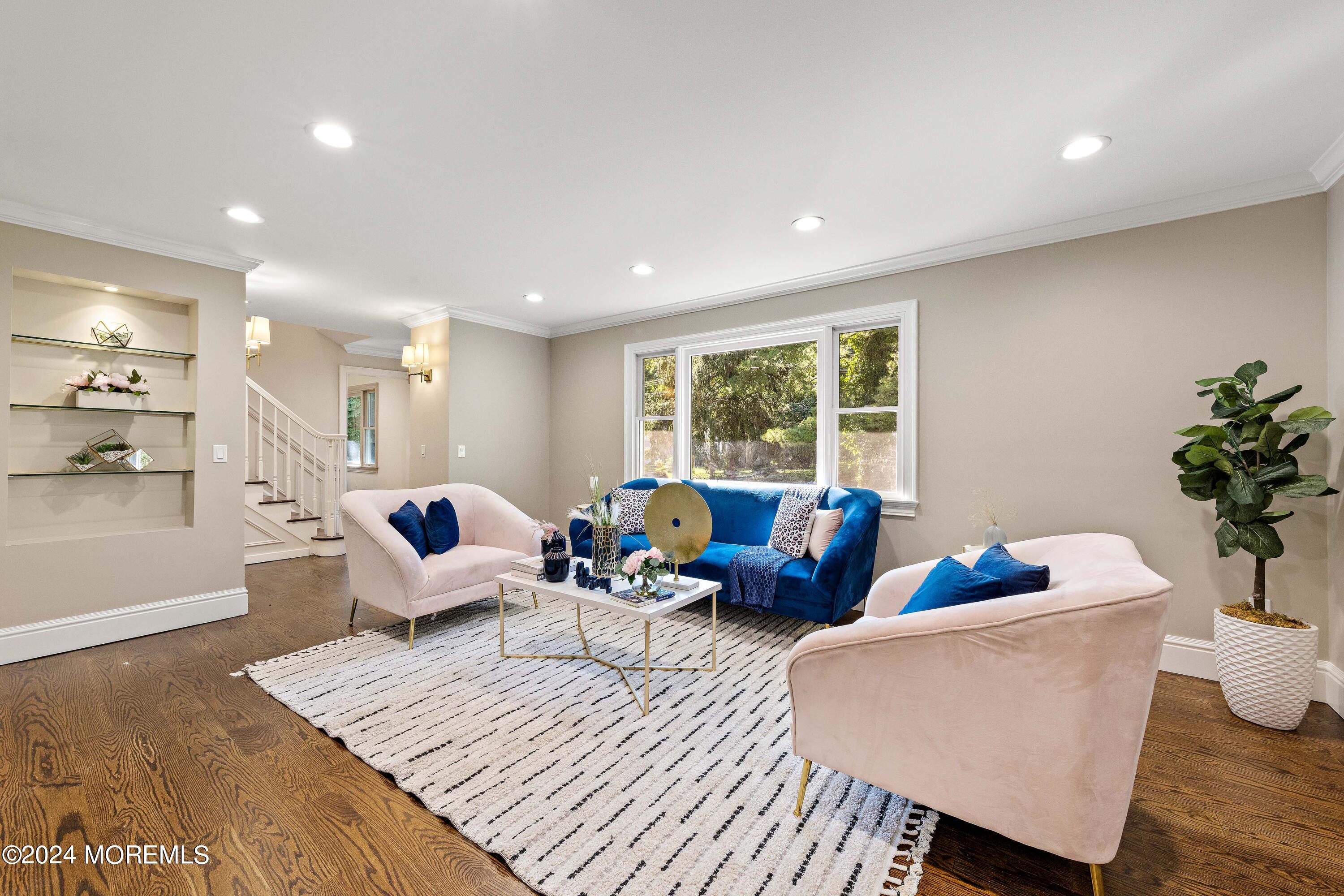Silverside Ave, Little Silver, NJ 07739