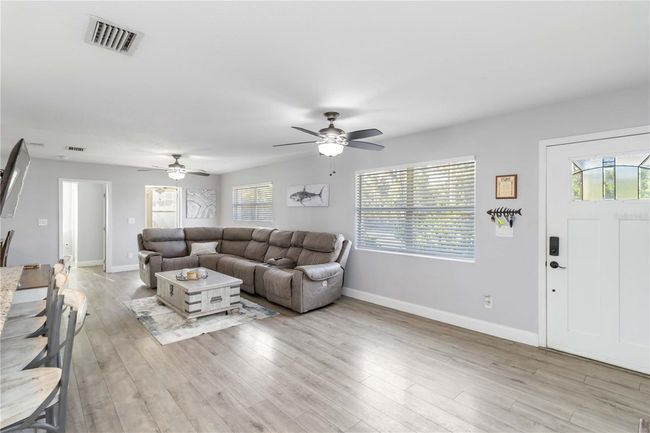 6001 Firefly Ln, House other with 3 bedrooms, 2 bathrooms and null parking in APOLLO BEACH FL | Image 28