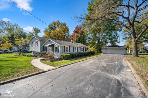 821 Wisconsin Road, New Lenox, IL, 60451 | Card Image