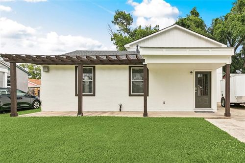 4423 Karen Ave, Jefferson, LA, 70121-1329 | Card Image