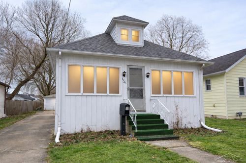 1520 Durand St, Saginaw, MI, 48602-5132 | Card Image