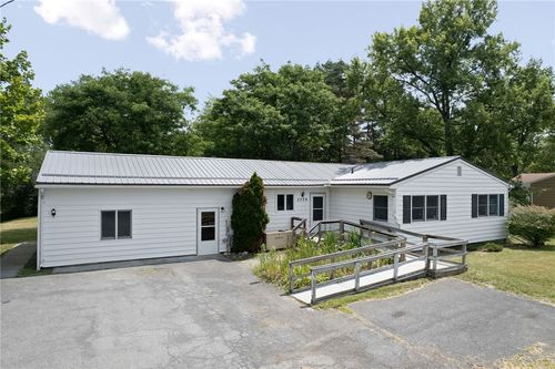 2229 N Triphammer Rd, Ithaca, NY, 14850-1551 | Card Image
