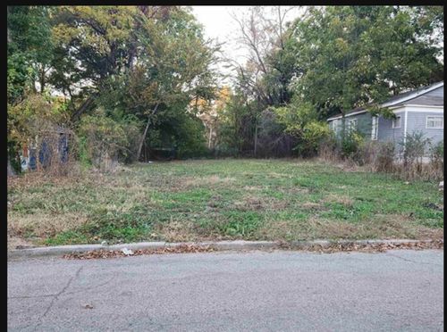 2782 Amsden Ave, Memphis, TN, 38112-3902 | Card Image