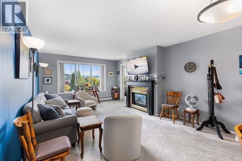 404-1638 6th Ave, Prince George, BC, V2L3N6 | Card Image