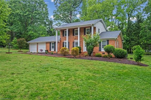 1 Anson Cir, Greensboro, NC, 27407-7260 | Card Image