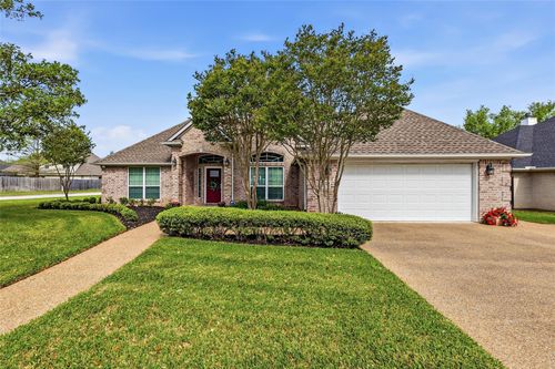 401 Sapphire Drive, College Station, TX, 77845 | Card Image