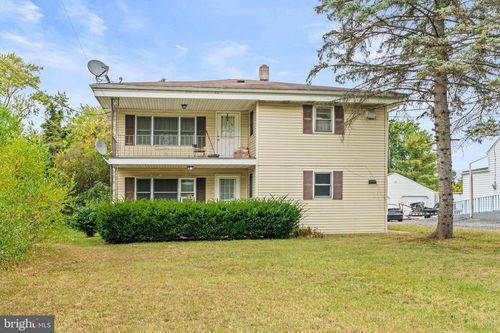 1877 Spring Rd, CARLISLE, PA, 17013-1154 | Card Image