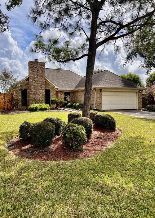 2506 18th St N, Texas City, TX, 77590-4152 | Card Image