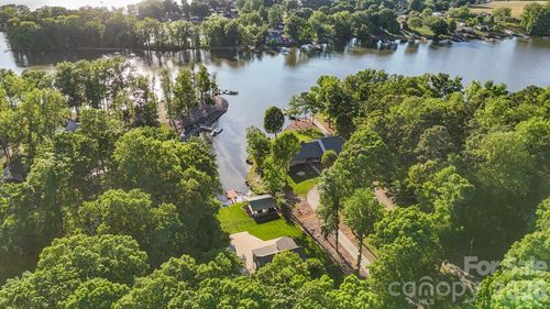 710 Riverwood Dr, Lexington, NC, 27292-8873 | Card Image
