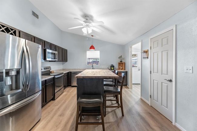 518 Marine Way, House other with 2 bedrooms, 2 bathrooms and 1 parking in Freeport TX | Image 17