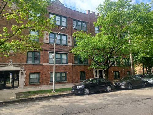 1-935 E 54th Place, Chicago, IL, 60615 | Card Image