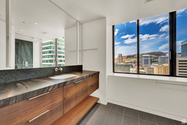 APT-2204N - 48 W Broadway, Condo with 2 bedrooms, 2 bathrooms and 1 parking in Salt Lake City UT | Image 20