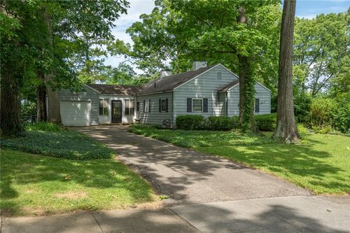 1971 Oak Knoll Dr, Springfield, OH, 45504-1145 | Card Image