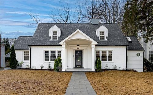 770 Oaklawn Ave, Winston-Salem, NC, 27104-2224 | Card Image