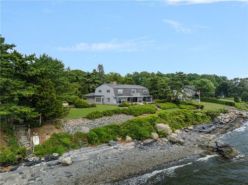 4 Mulberry Rd, Bristol, RI, 02809-1320 | Card Image