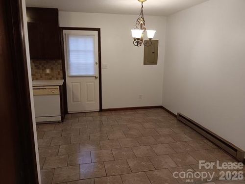 3-304 Kristin Ln, Hudson, NC, 28638-2354 | Card Image