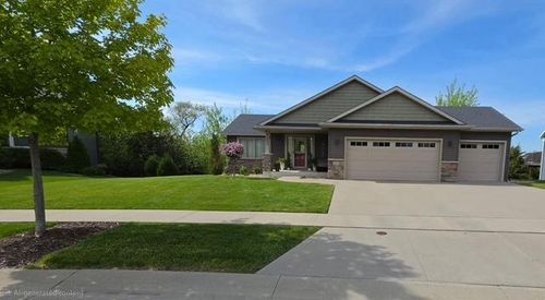 3993 Stone Point Dr Ne, Rochester, MN, 55906-5461 | Card Image