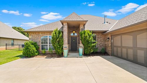 10500 Concord Dr, Oklahoma City, OK, 73151-2000 | Card Image