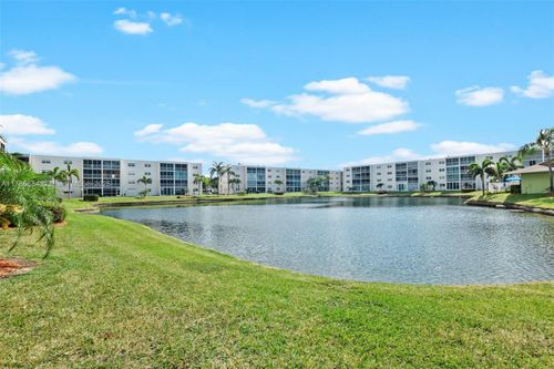apt-102-1024 Se 4th Ave, Dania Beach, FL, 33004-5230 | Card Image