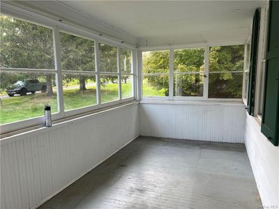 Enclosed Porch | Image 3