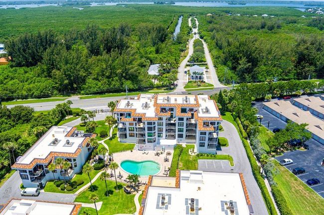 APT-323 - 4100 Highway A1a, Condo with 3 bedrooms, 3 bathrooms and null parking in Hutchinson Island FL | Image 47