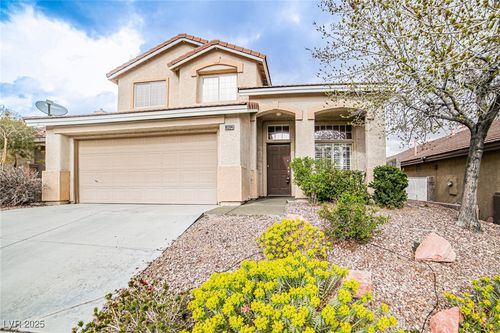 10204 Waseca Ave, Las Vegas, NV, 89144-6822 | Card Image