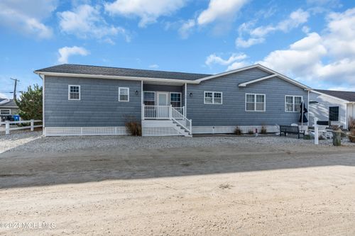 33 E Albacore Way, Lavallette, NJ, 08735-1505 | Card Image