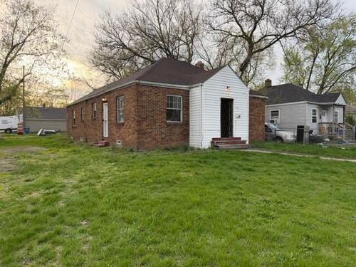 574 Ralston St, Gary, IN, 46406 | Card Image