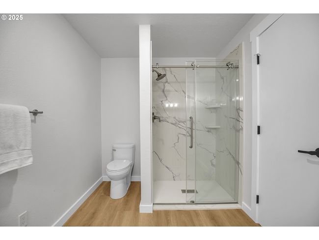 1111 Sw Linneman Ave, House other with 5 bedrooms, 3 bathrooms and 3 parking in Gresham OR | Image 29