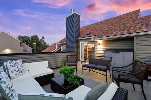 224-35 Glamis Green Sw, Calgary, AB, T3E6T9 | Card Image