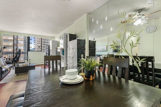 802 - 620 7th Ave, Condo with 2 bedrooms, 2 bathrooms and 1 parking in New Westminster BC | Image 6