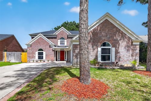 18058 Golden Ridge Dr, Houston, TX, 77084-6743 | Card Image
