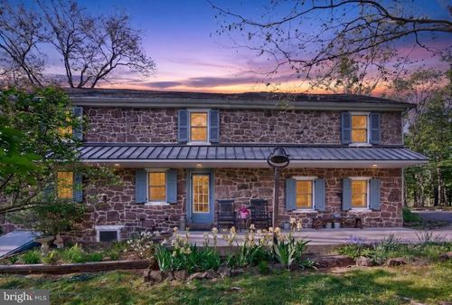 1717 Unionville Rd, POTTSTOWN, PA, 19465-7107 | Card Image