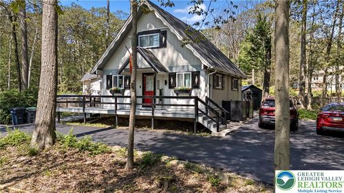 1104 Crescent Cir, Tobyhanna, PA, 18466-7821 | Card Image