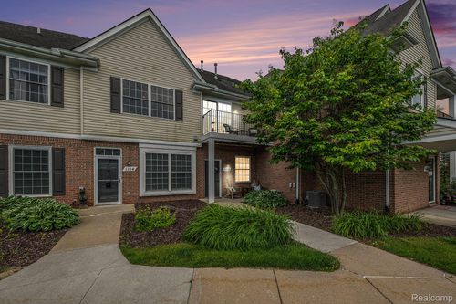 56-1116 Rial Lake Dr, Howell, MI, 48843-4505 | Card Image