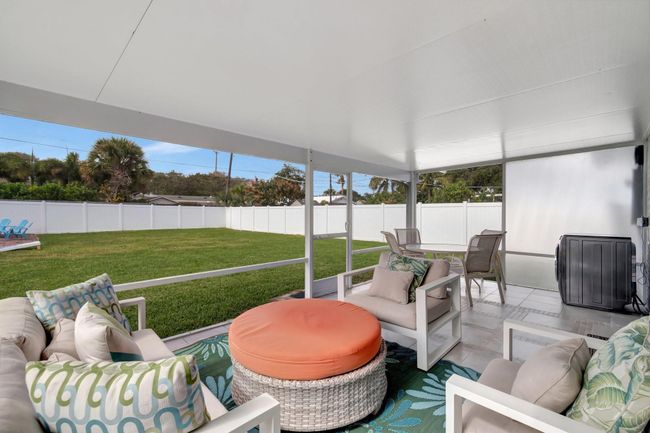 710 Se 3 Rd Ave, House other with 3 bedrooms, 2 bathrooms and null parking in Delray Beach FL | Image 24