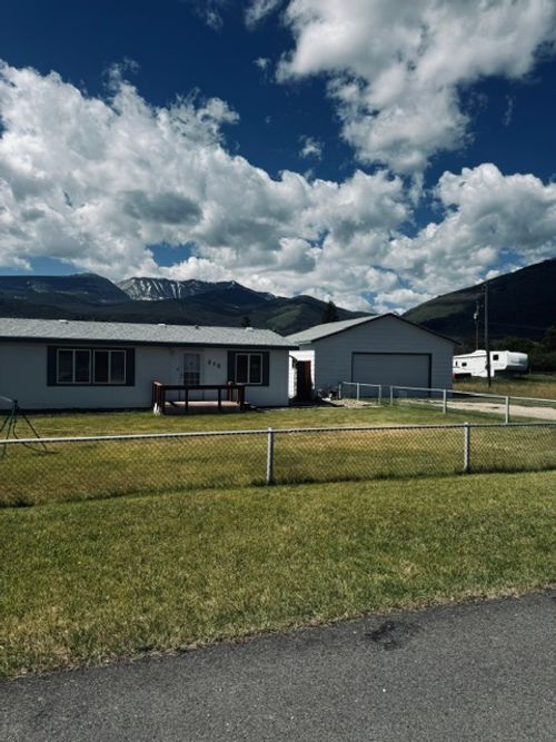 215 Rumsey Street, Anaconda, MT, 59711 | Card Image