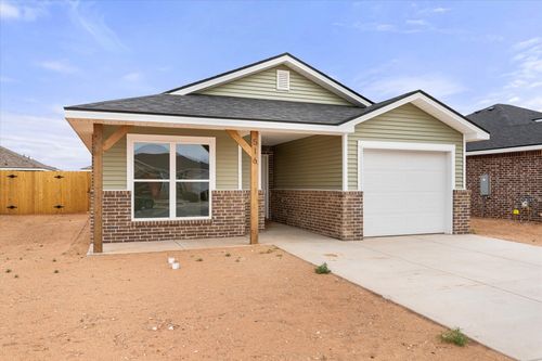 516 E 24th St, Wolfforth, TX, 79382-2361 | Card Image