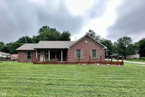 702 E Cunningham St, Martinsville, IN, 46151-1191 | Card Image
