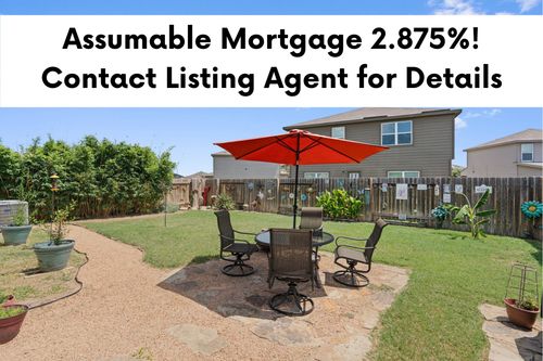 212 Hyacinth Way, Jarrell, TX, 76537-1951 | Card Image