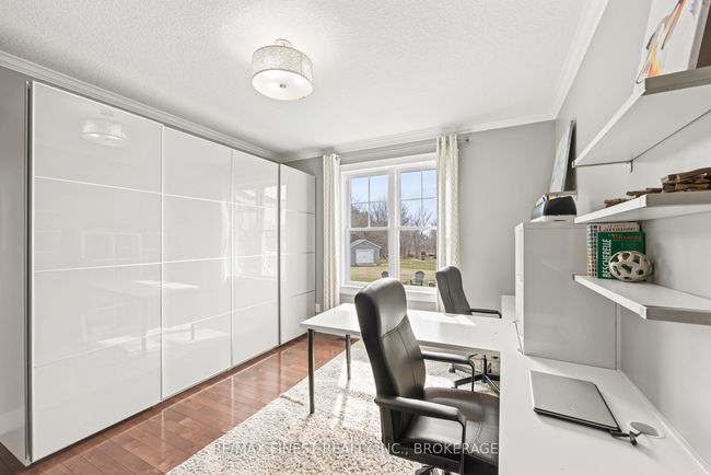 29 Cummings Rd, House other with 6 bedrooms, 5 bathrooms and 6 parking in Lyn ON | Image 10